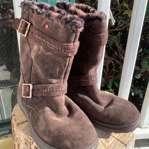 UGG Australia I heart UGG Short Suede Brown Boots